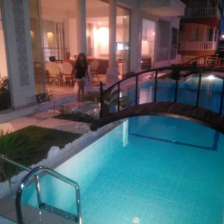Dolunaydın Side